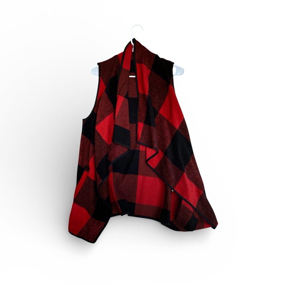 Red and Black Plaid Sleeveless Vest